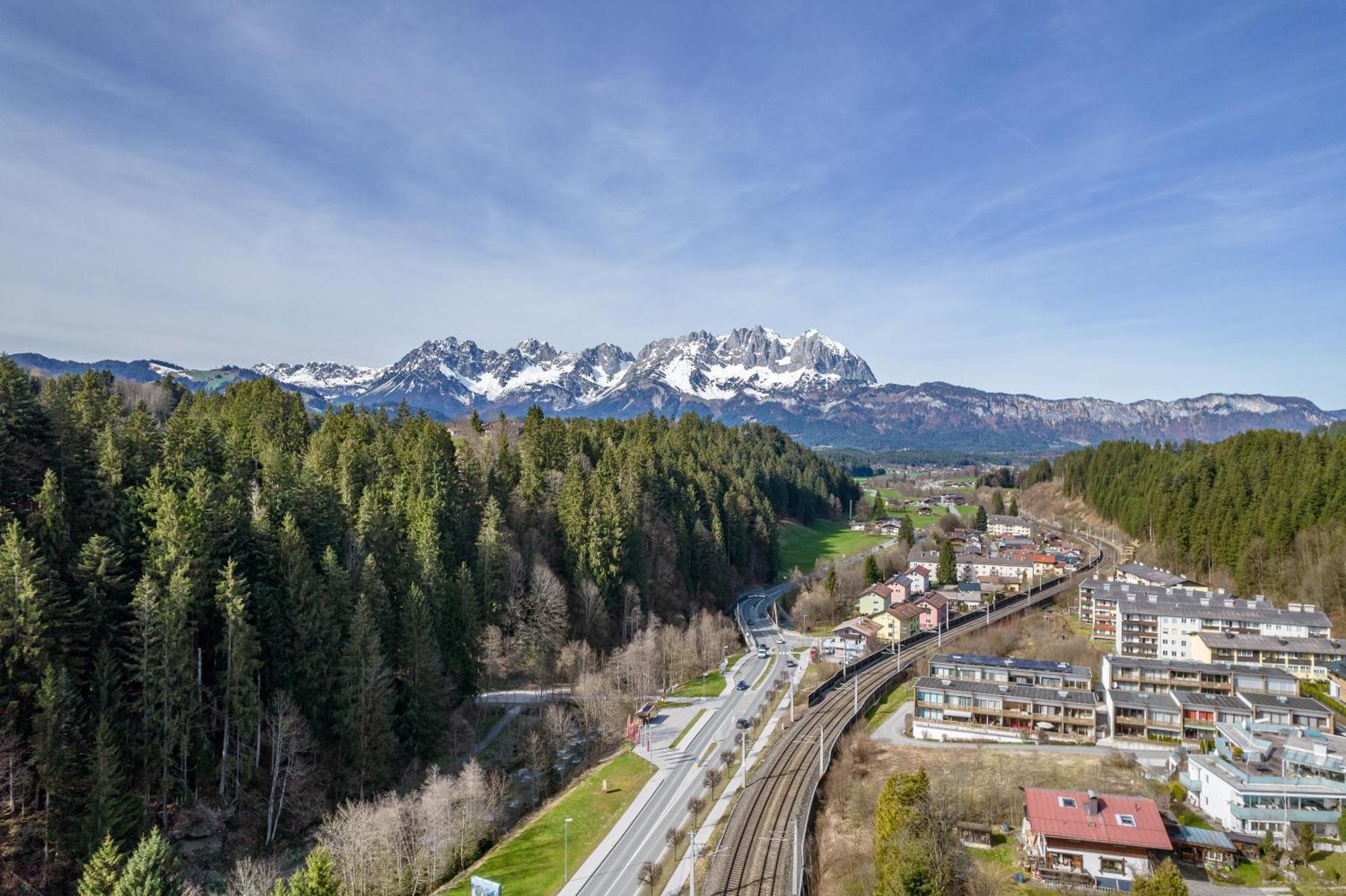 Na-Home Kitzbuehel Streif Bagian luar foto